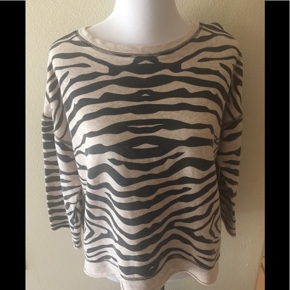 Zebra print jumper - Picture 2 of 2